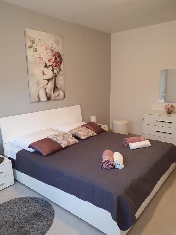 Apartman Zizula Kaštela المظهر الخارجي الصورة