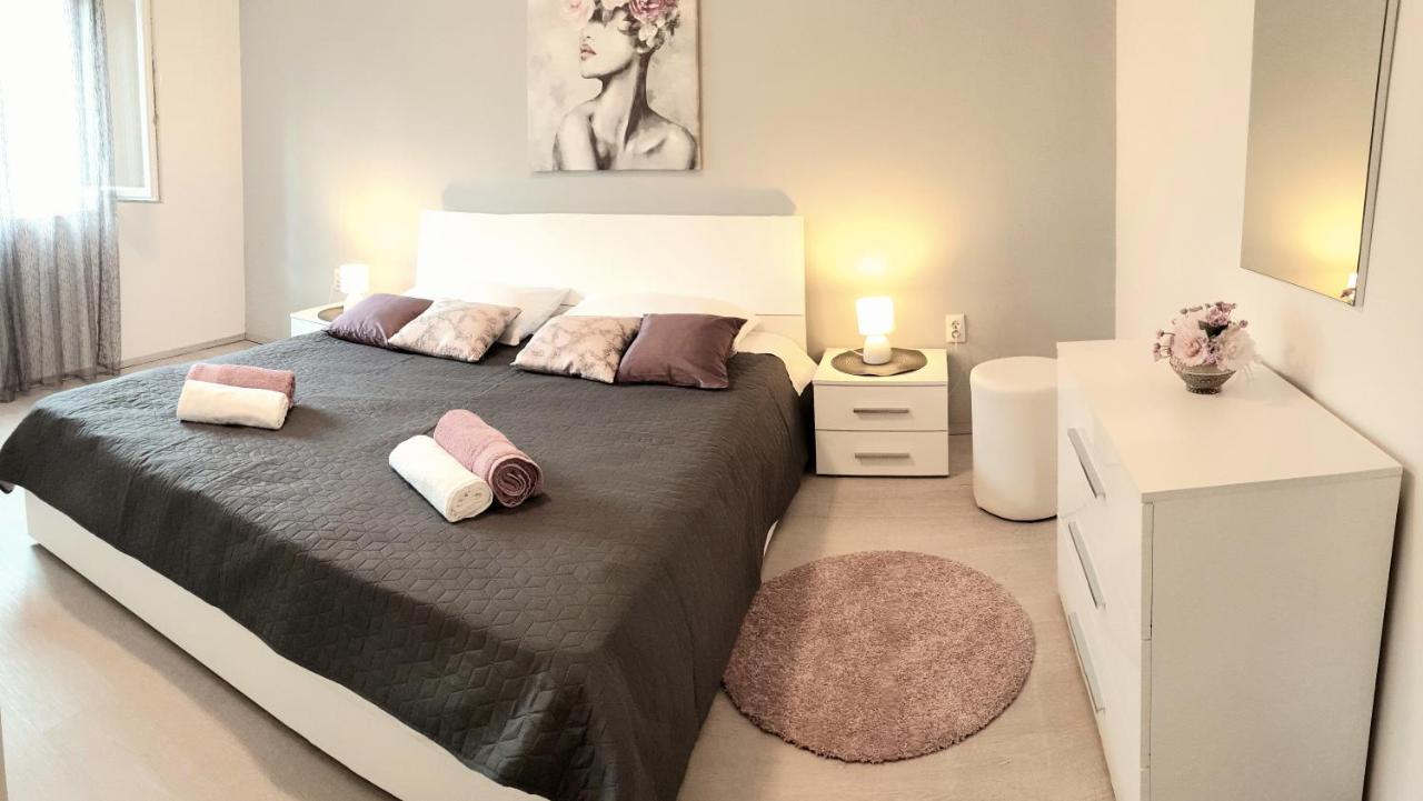 Apartman Zizula Kaštela المظهر الخارجي الصورة