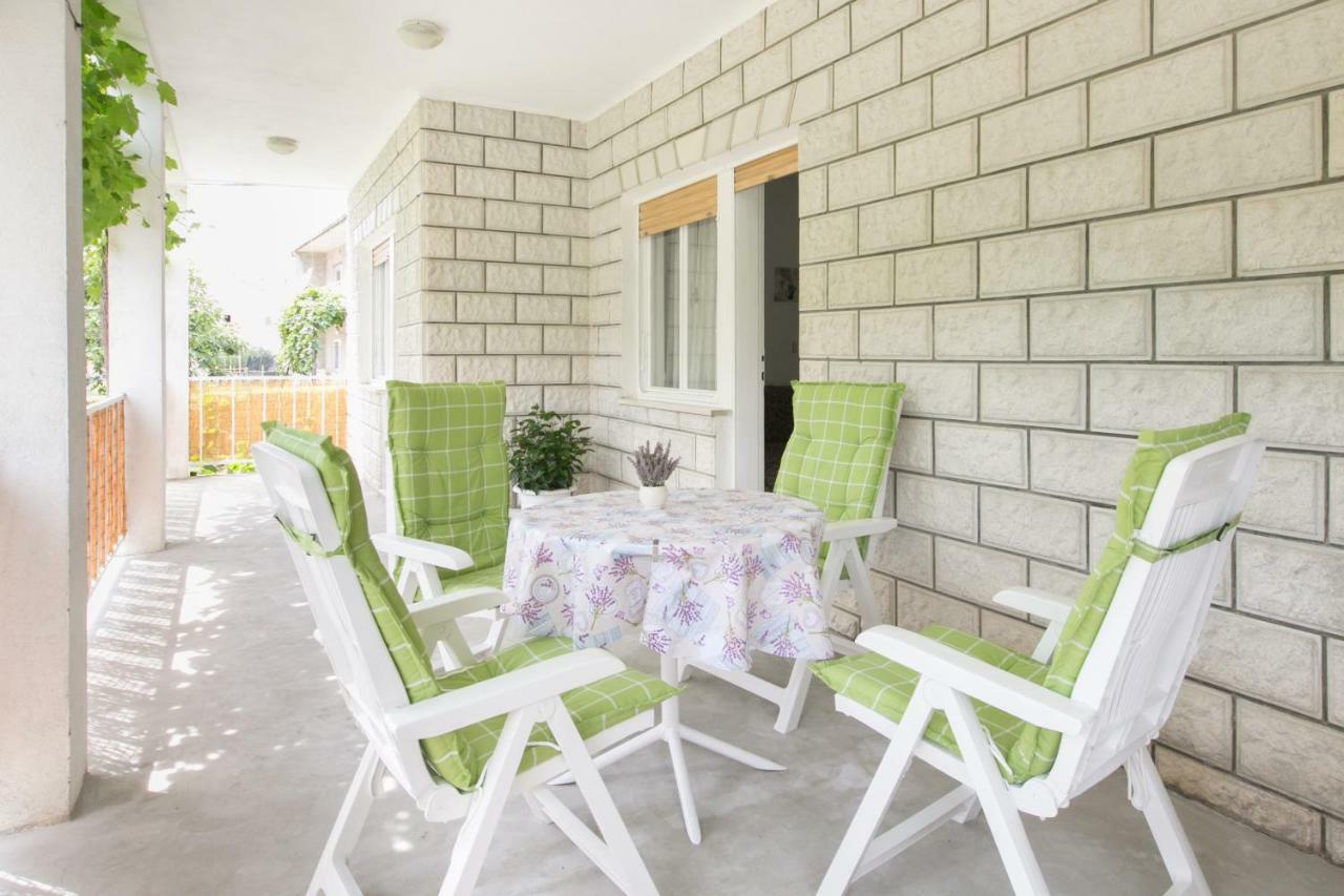 Apartman Zizula Kaštela المظهر الخارجي الصورة